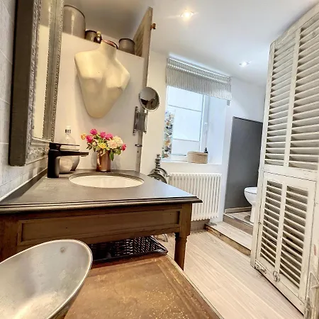 Petit Nid Privatunterkunft *